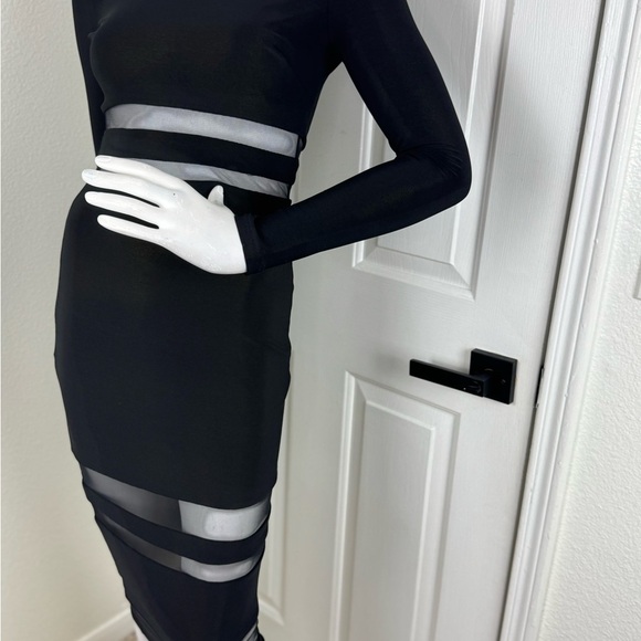 Bebe Elegant Black Sheer Panel Dress. D35 - Picture 3 of 15